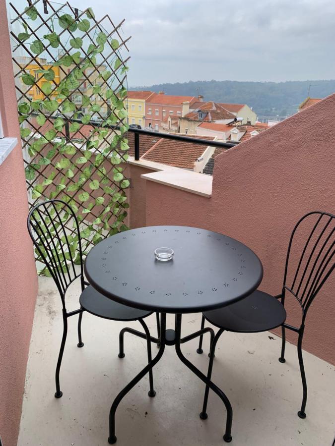 Apartment2 With Terrace And A View Near Amoreiras リスボン エクステリア 写真