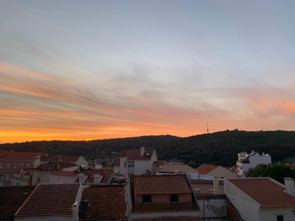 Apartment2 With Terrace And A View Near Amoreiras リスボン エクステリア 写真